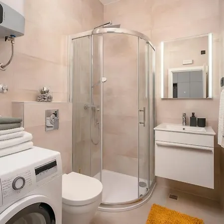 64 #2 Апартаменты *